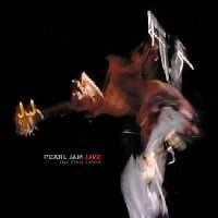 PEARL JAM - Live on two legs